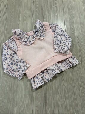 7/$20 French Connection Baby Pink Ruffle Pullover with Leopard Print Blouse